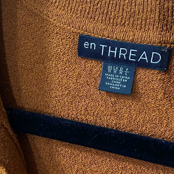 En Thread Burnt Orange Womans  Sweater with Collar - Picture 3 of 4